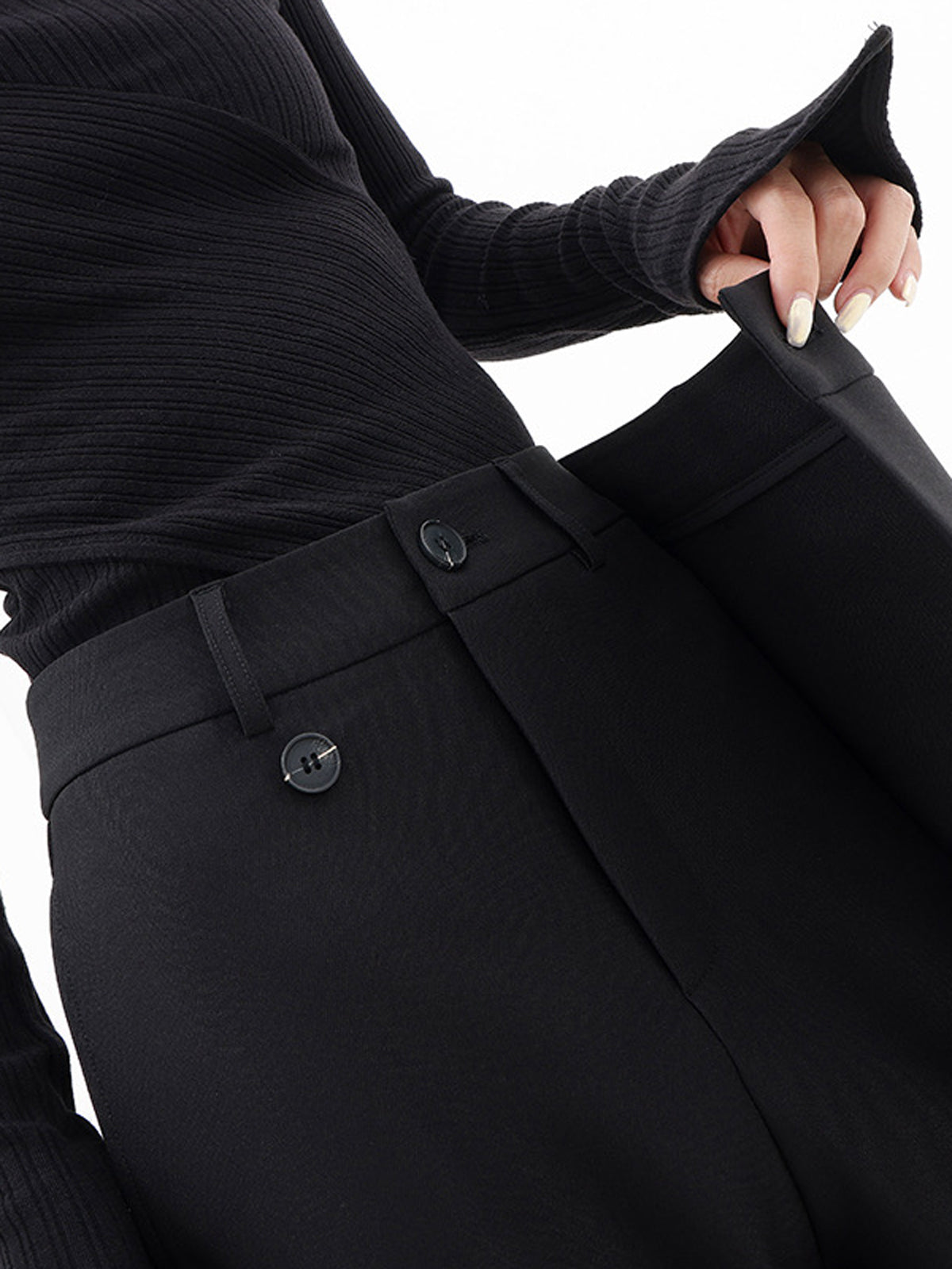 Pantalones de vestir de pierna ancha con botones y capas asimétricas