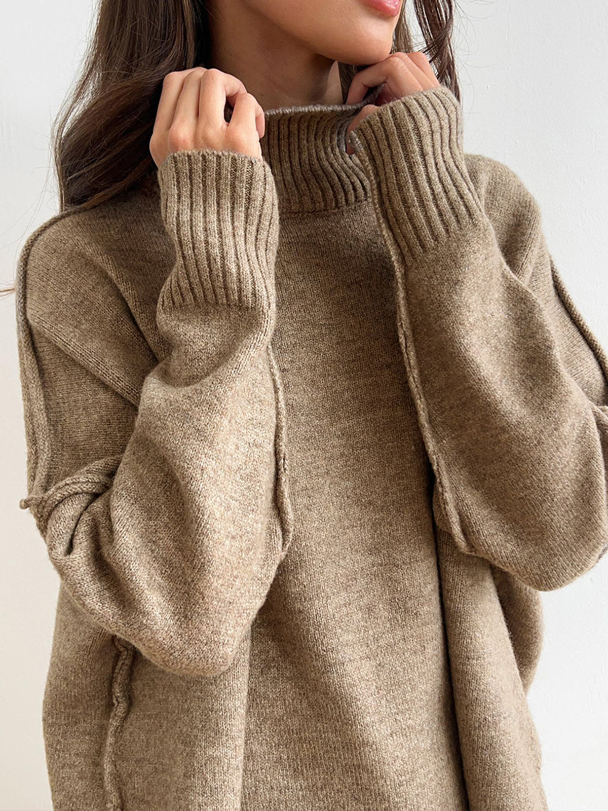 Conjunto de pantalón y jersey de cuello alto liso
